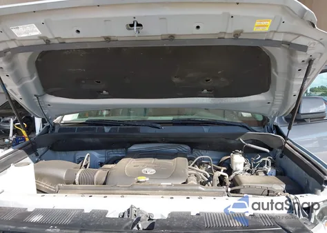 2017 Toyota Tundra Trd Pro 5.7L V8 z USA, uszkodzony, nr VIN 5TFDW5F19HX660294